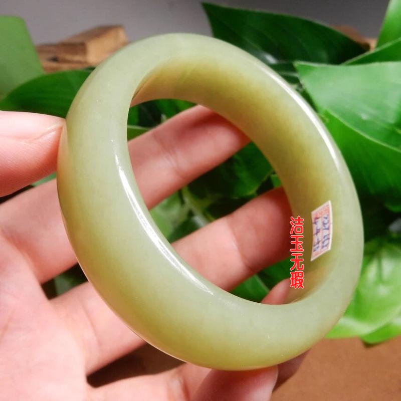 收和田玉色熟且末黄口料鸡油黄玉镯若羌女款黄玉镯子