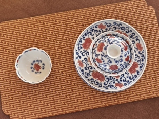 勤义堂青花釉里红缠枝莲好运连连葵口盖碗葵口主人杯满工大壶承