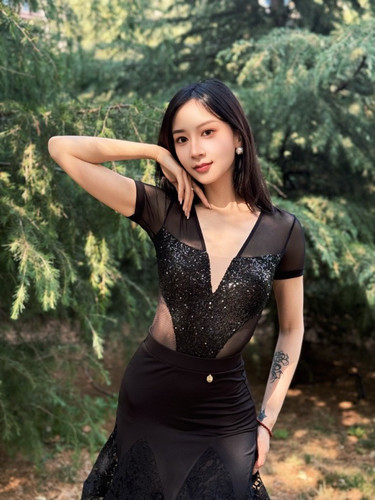丹珍舞服摩登舞春夏新品
