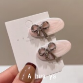 韩版 2025春夏新款 粉色滴油银色金属蝴蝶结鸭嘴夹甜酷时尚 边夹发夹