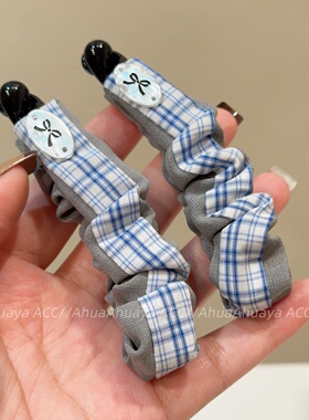 AhuaAhuaya韩系时尚浅灰色撞蓝白格纹布艺香蕉夹复古高马尾发夹