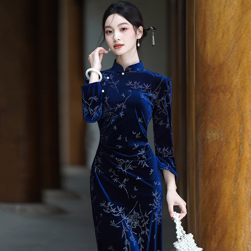 AULX新中式烫金丝绒国风长款春季长袖旗袍改良年轻款女复古晚礼服