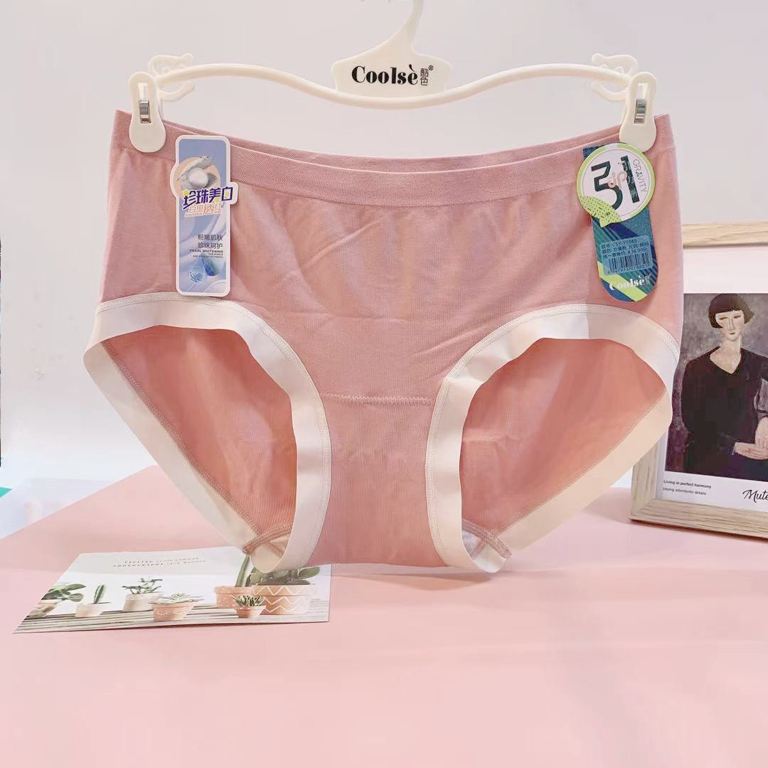 3条宽腰边莫代尔无缝超弹力内裤