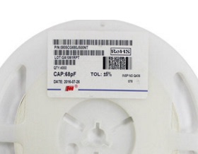 贴片电容 0805 68PF  50V  1盘4000个 1盘55元