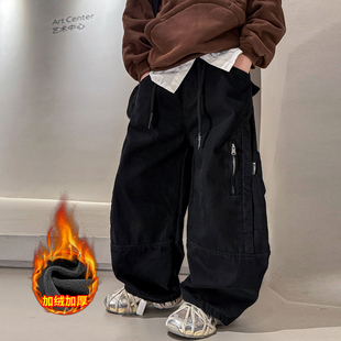 男童加绒裤子秋冬款2025新款儿童一体绒加厚牛仔裤男孩黑色工装裤
