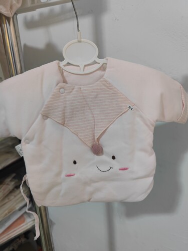 两件装丹瑞中厚棉开心狐狸半背上衣婴儿新生儿衣服