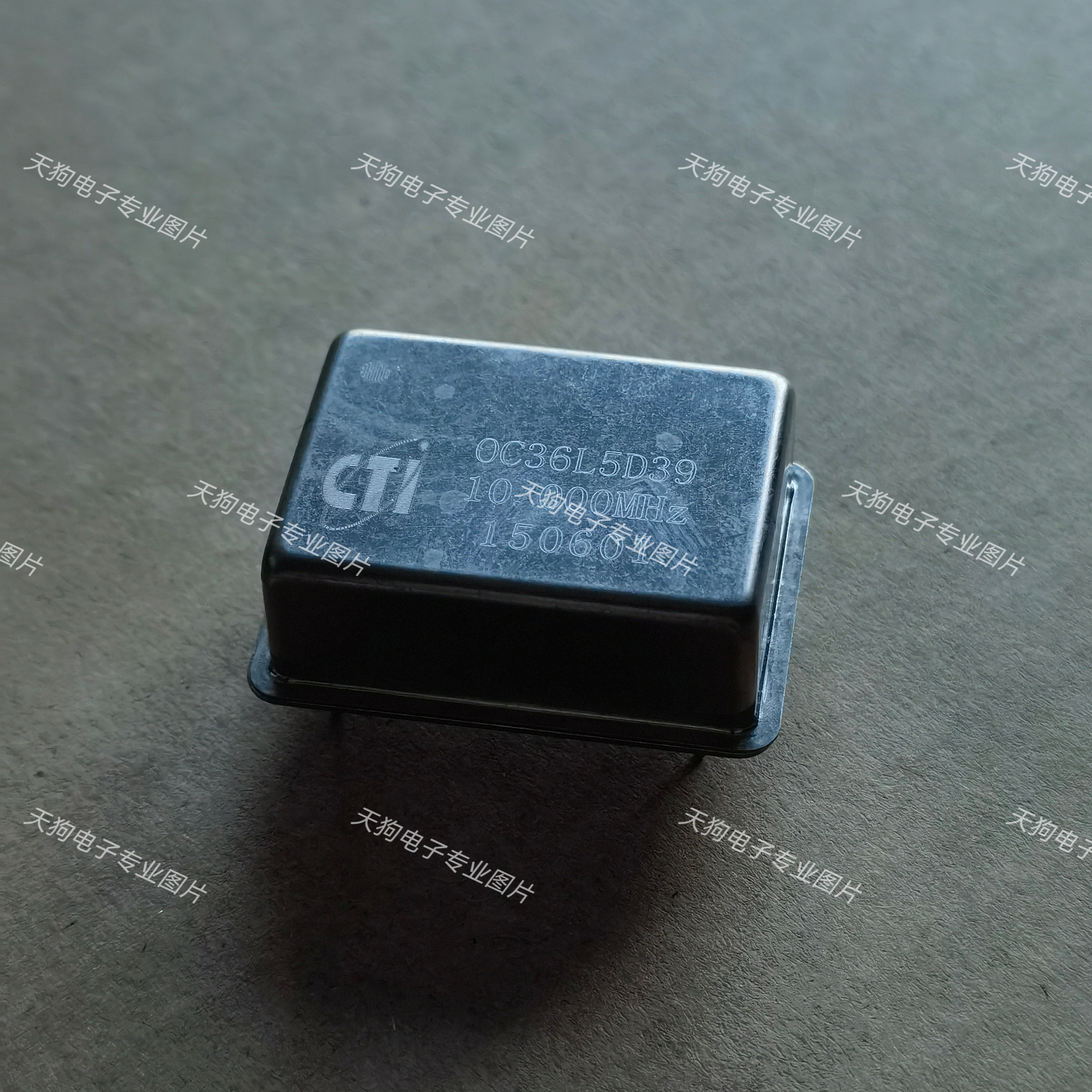 OC36L5D39 10MHZ OCXO 高稳恒温晶振 5V电源可压控方波 全新原装