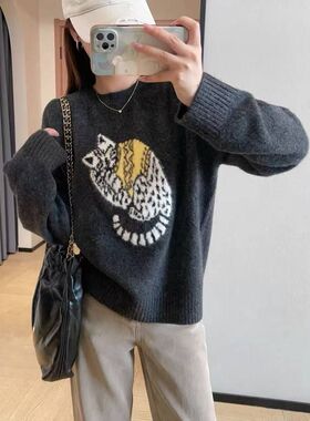 慵懒时髦猫咪提花绵羊毛混纺圆领针织毛衣女上衣秋冬M1210H