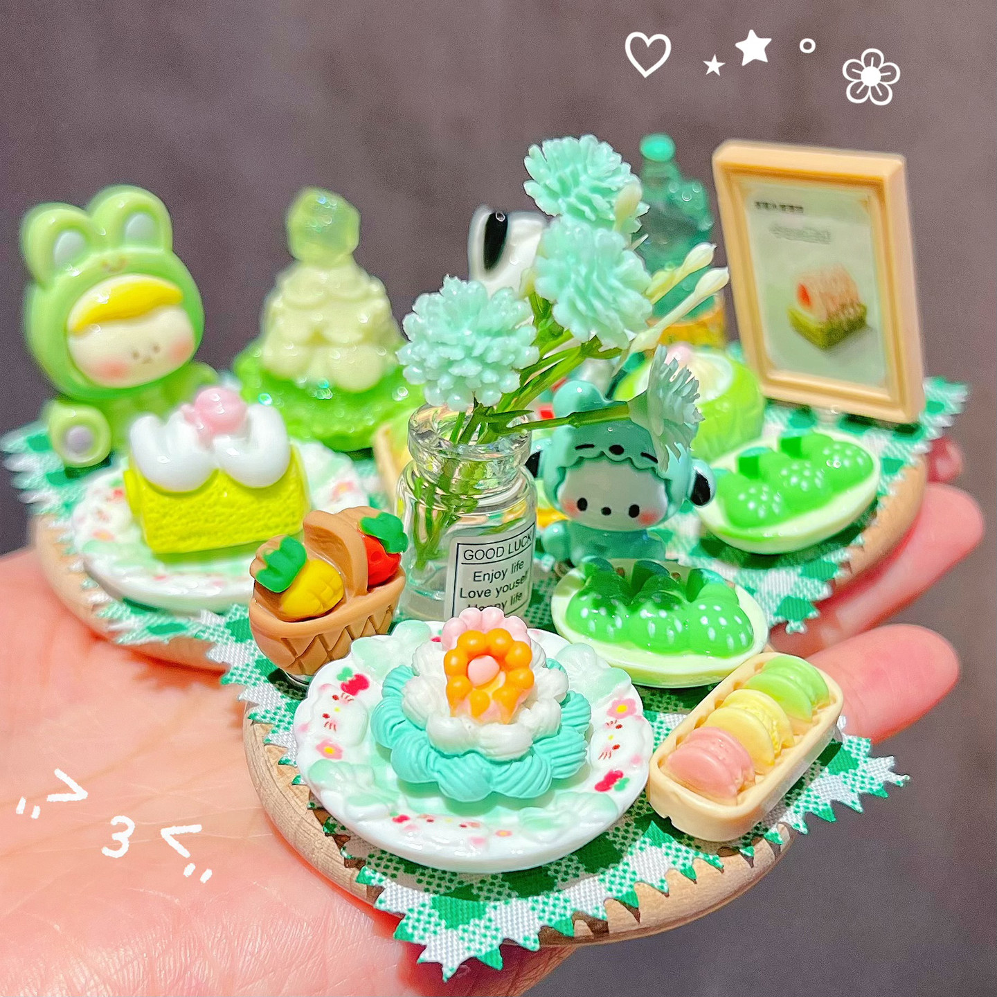 树脂迷你食玩磁吸摆件摆台卡通DIY手工绿色儿童创意粘贴玩具礼物