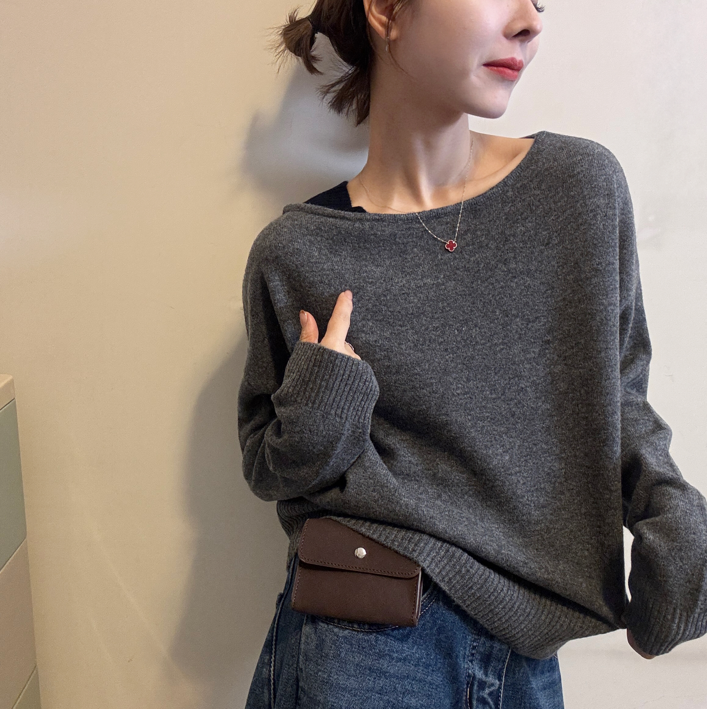 欧洲站2025秋季新款韩版气质一字领拼色长袖套头简约针织衫上衣女