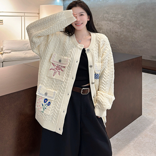 毛衣 大版 欧洲站2025秋季 欧货高级感大口袋拼色刺绣麻花羊毛针织衫