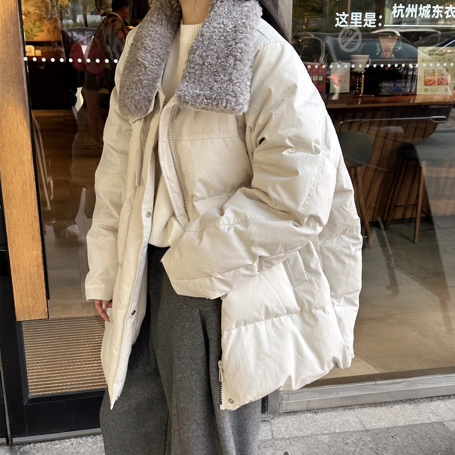 拼接韩系落肩蓬松白鸭绒羽绒服