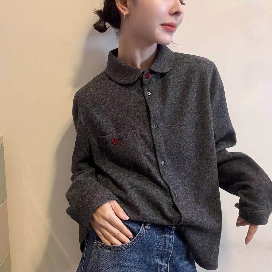 欧洲站2025冬季加厚磨毛POLO娃娃领单排扣爱心纽扣深灰色长袖衬衫