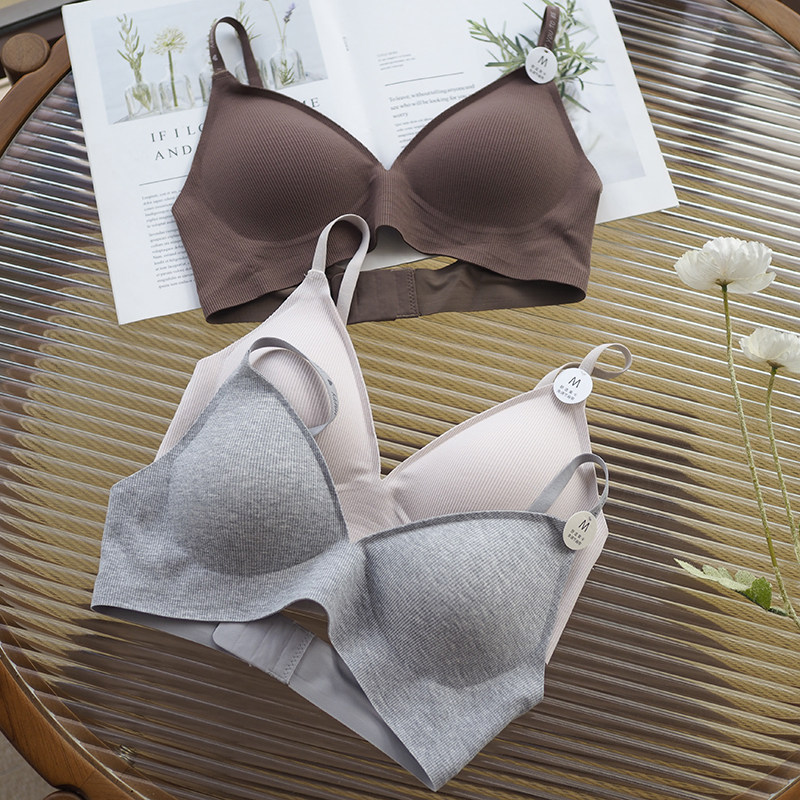 细肩带字母无痕莫代尔小胸薄款