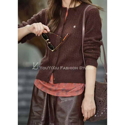 欧货正品2025早秋新款复古麻花针织羊绒开衫女宽松显瘦毛衣上衣潮