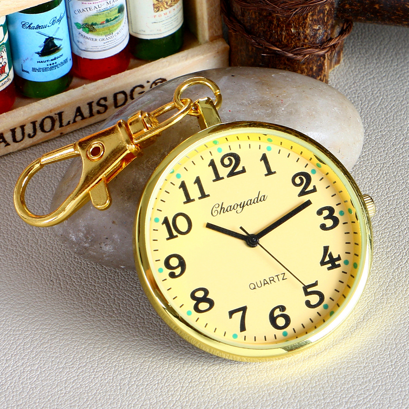 大表盘清晰大数字怀表