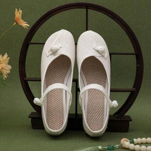汉服女士布鞋女洋气年轻人巨好看的帆布鞋搭配旗袍的鞋子新中式