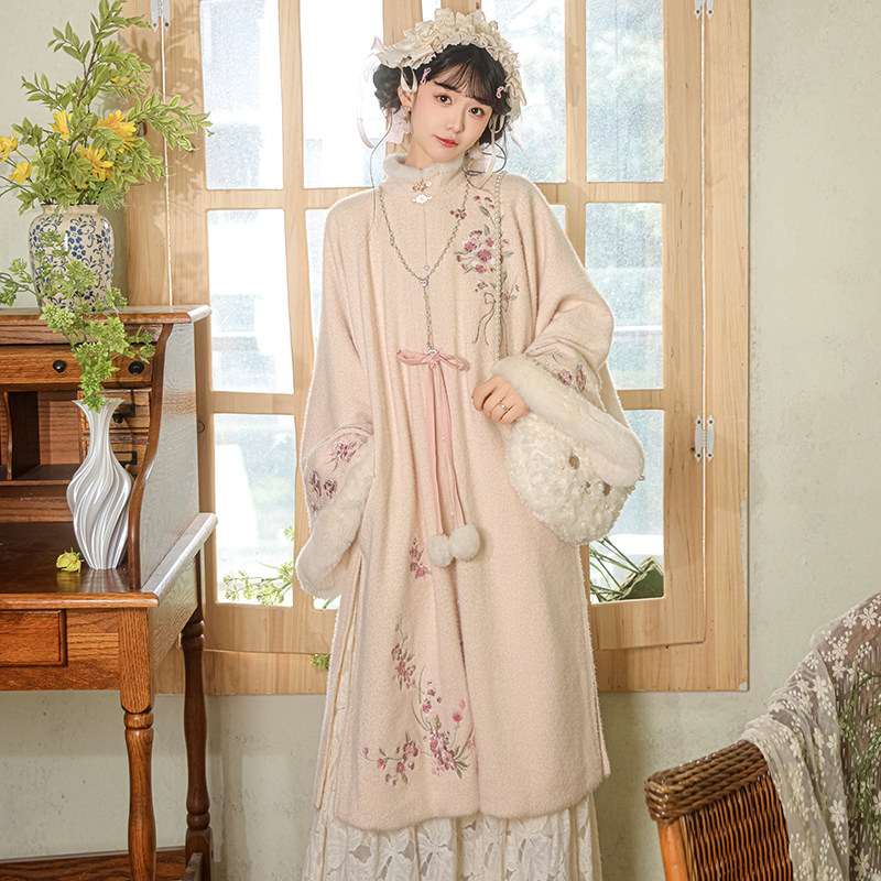 凤台曲原创汉服冬款国风加绒改良明制