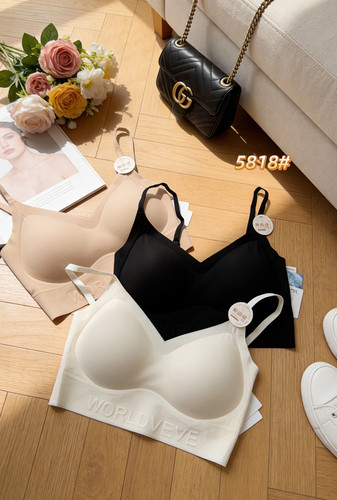 worldveve5818升级版2.0粉底液美背内衣女固定杯小胸聚拢防走光