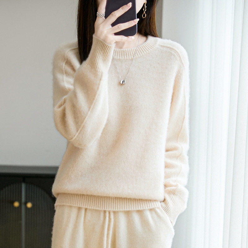 纯羊毛2025秋冬新女士宽松圆领纯色套头上衣打底针织衫毛衣