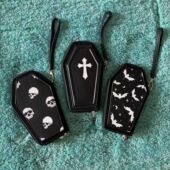 暗黑哥特亚文化棺材丝绒拼接十字架骷髅蝙蝠另类摇滚手拿包卡包