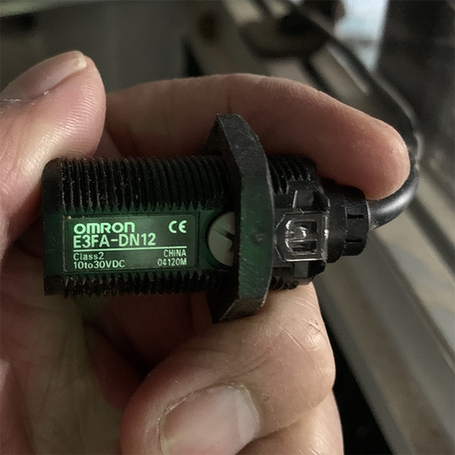 OMRON欧姆龙原装正品光电传感器