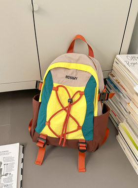 儿童户外运动背包多彩书包旅行登山包徒小学生大容量双肩包轻便潮