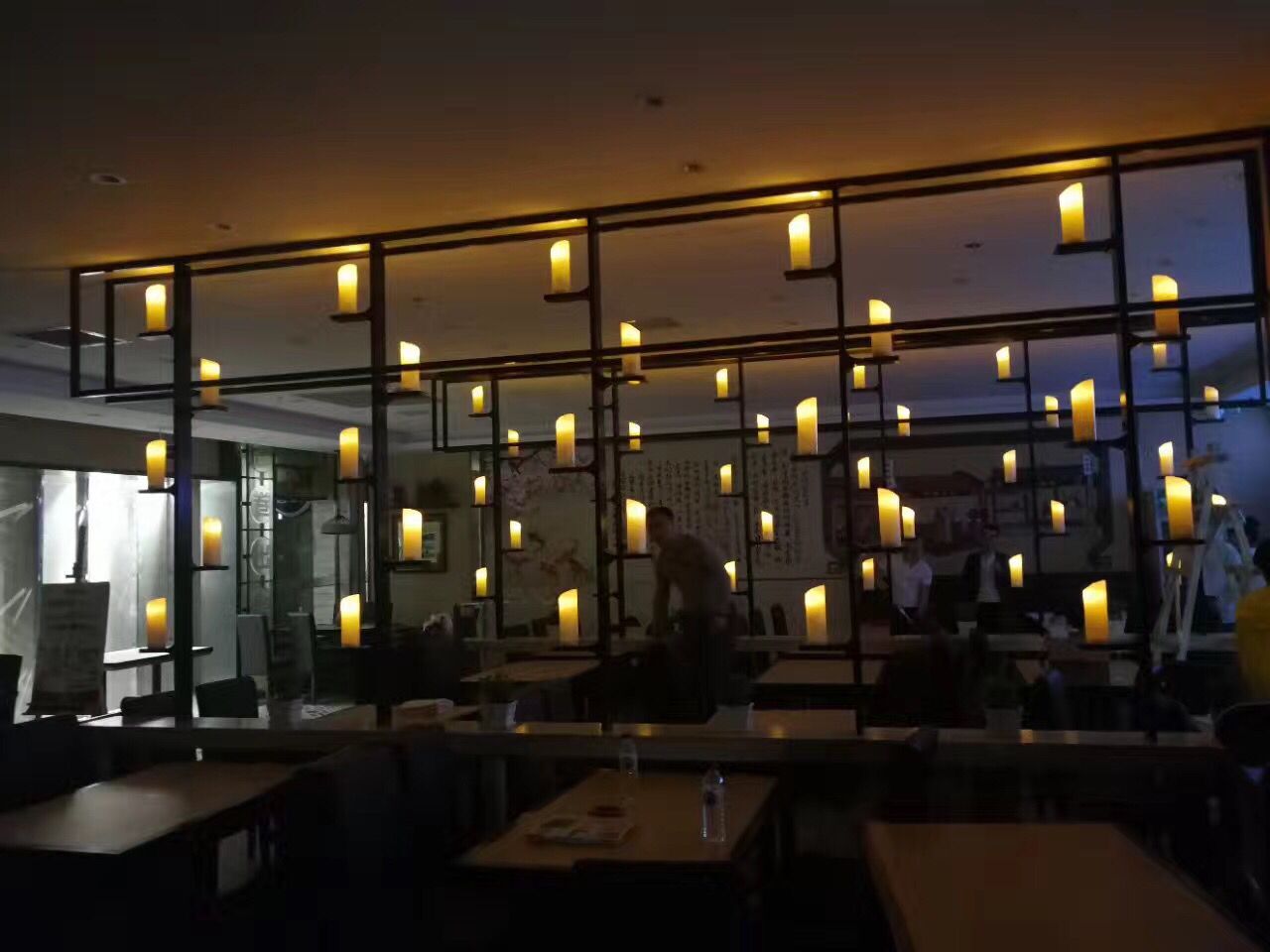12v直流接线插电led电子蜡烛灯酒吧会所餐厅室内墙体工程软装饰