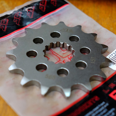 正品！Z650 Z650RS NINJA650牙盘链轮大小飞EK油封链条JTSprocket