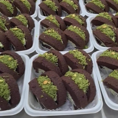 迪拜巧克力烘焙甜品蛋糕打包盒脏脏包毛巾卷提拉米苏蛋糕包装盒子