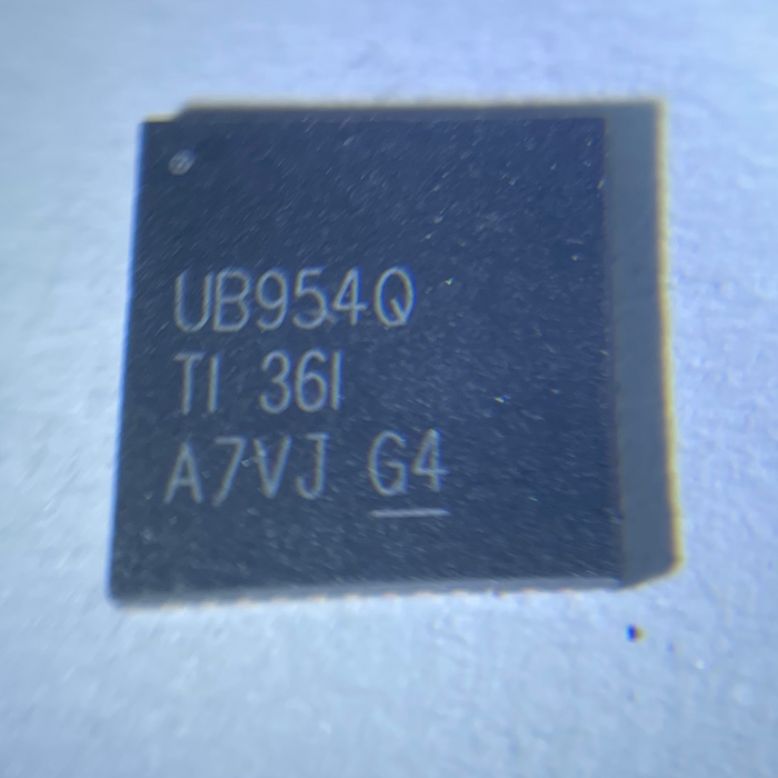 DS90UB954TRGZRQ1  丝印 UB954Q汽车电脑板易损串行解码芯片 原装