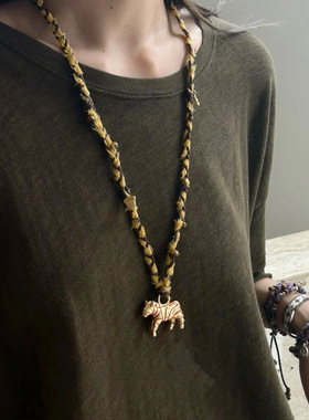 小红书博主同款SWAHI**小众时髦彩色大斑马吊坠手工编绳长项链