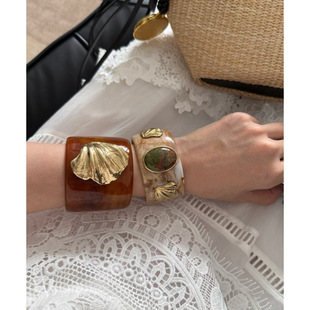 小众时髦明星同款 手镯玳瑁色复古手环 度假系列奶咖色贝壳树脂宽版