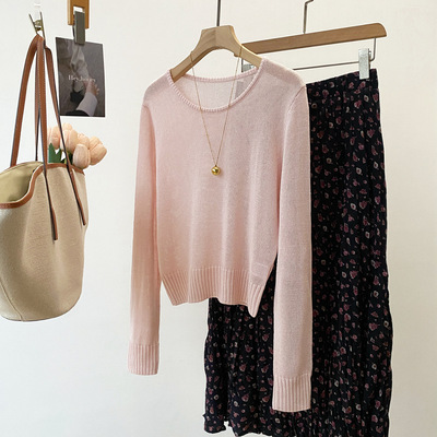 亚麻混纺圆领长袖短款针织衫女