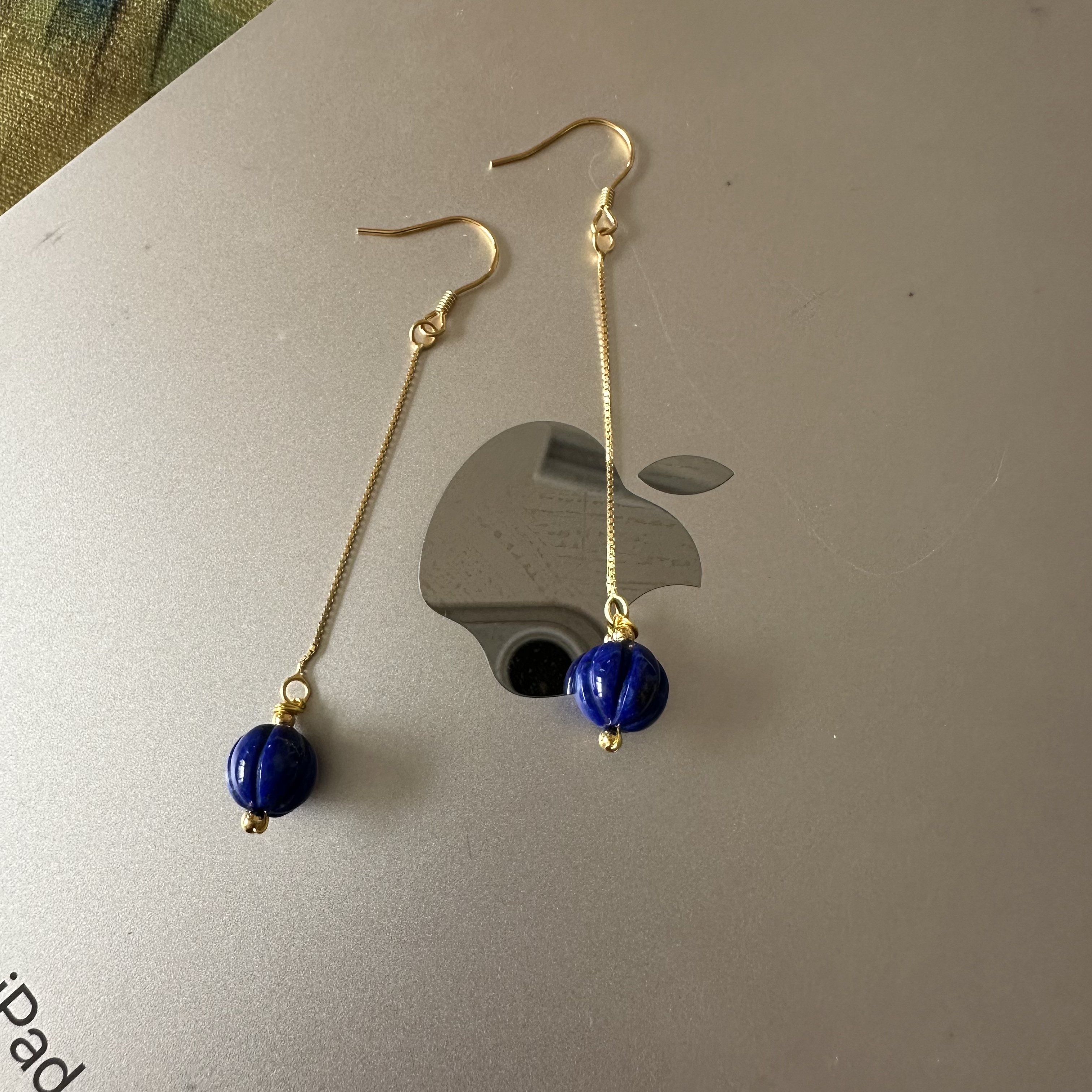 天然5A青金石雕花南瓜珠 925银镀金长耳坠