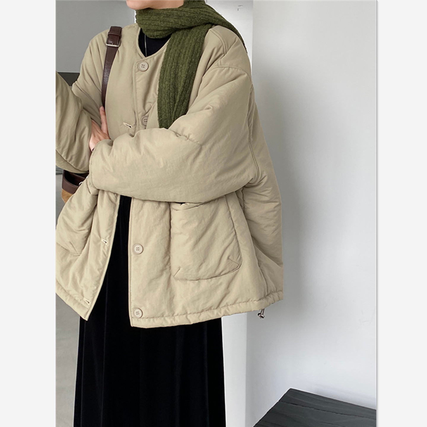 2025年冬季加厚保暖羽绒棉服棉衣圆领日系复古夹棉面包服撞色外套