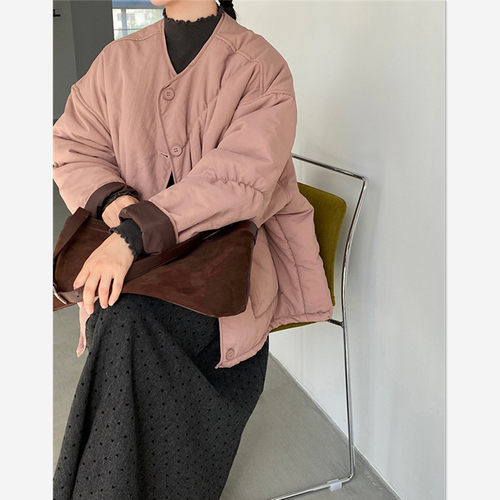 2025年冬季加厚保暖羽绒棉服女日系宽松撞色袖圆领单排扣复古棉衣