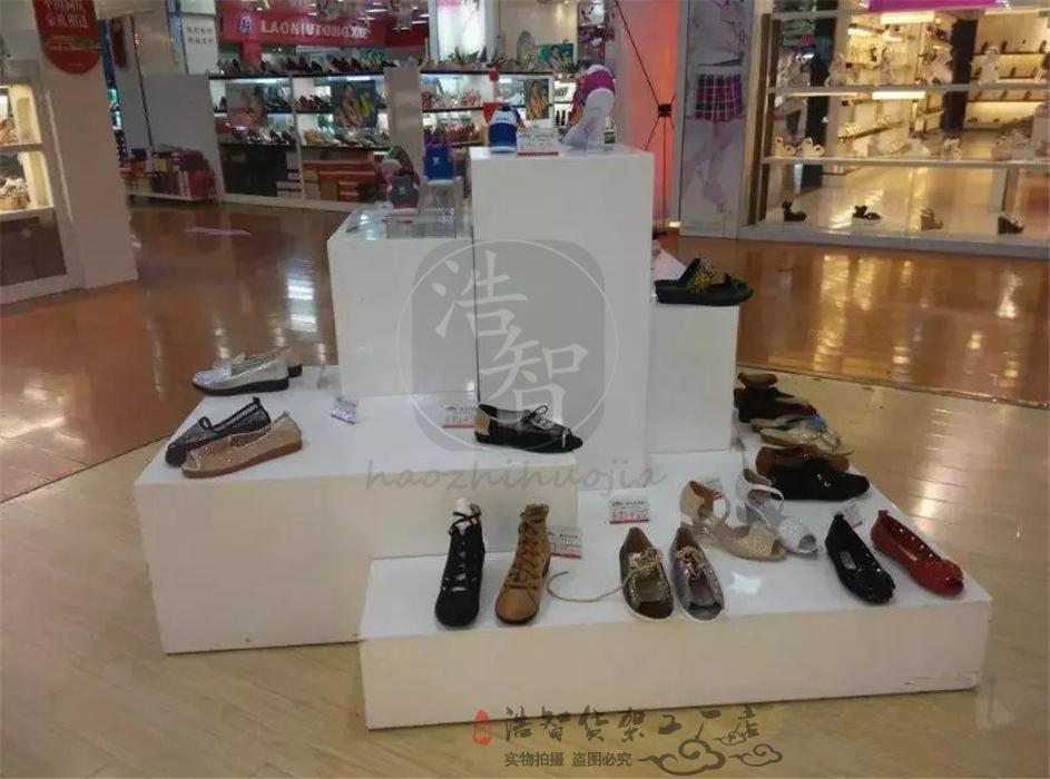 木质烤漆鞋店梯台模特台橱窗展示台中岛柜鞋包展示高低台鞋子货架图片