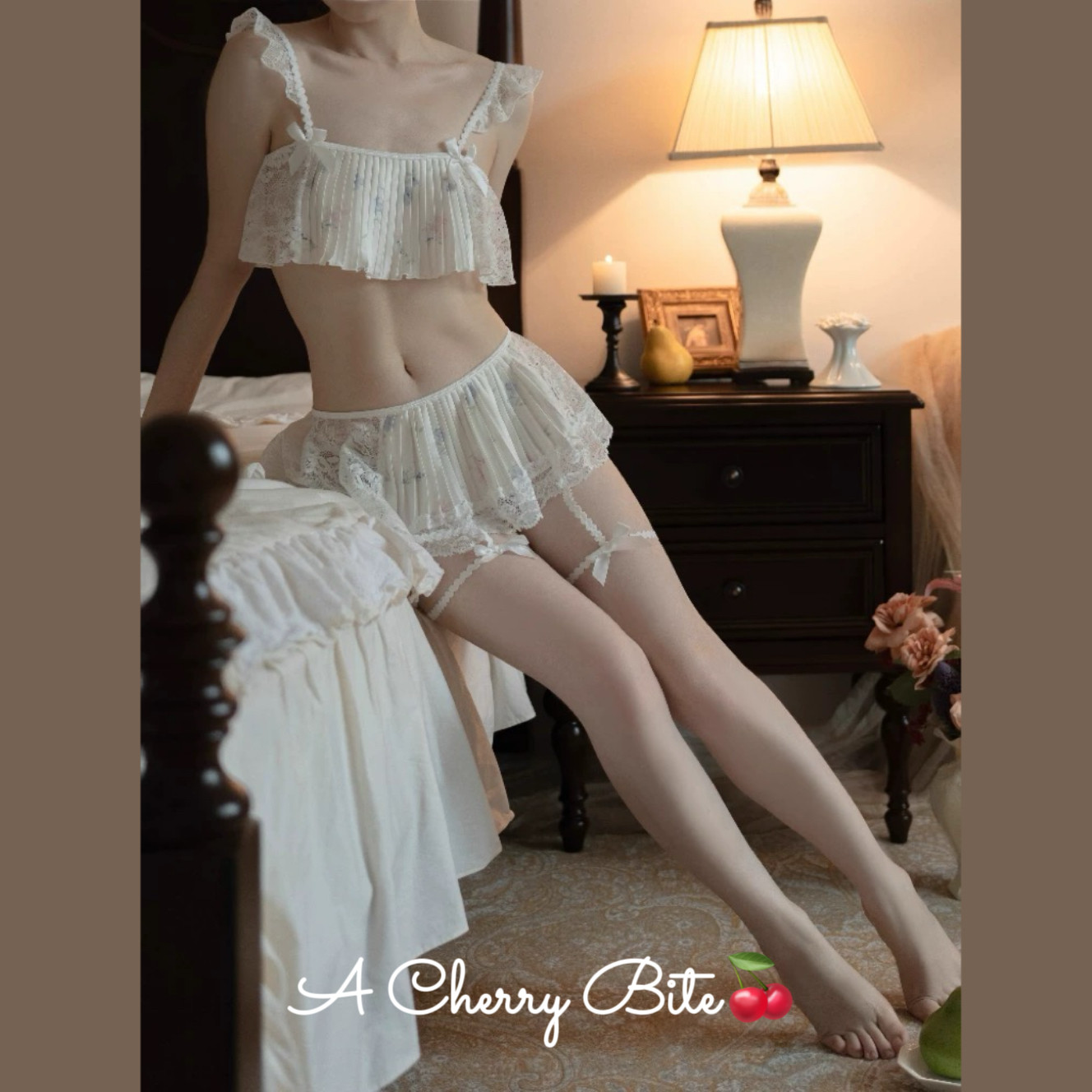 【樱桃慕斯】性感纯欲白色蕾丝吊带内衣套装居家睡衣褶皱花边装饰,女士内衣/男士内衣/家居服,文胸套装,淘宝优惠券,粉丝福利购,淘宝优惠卷