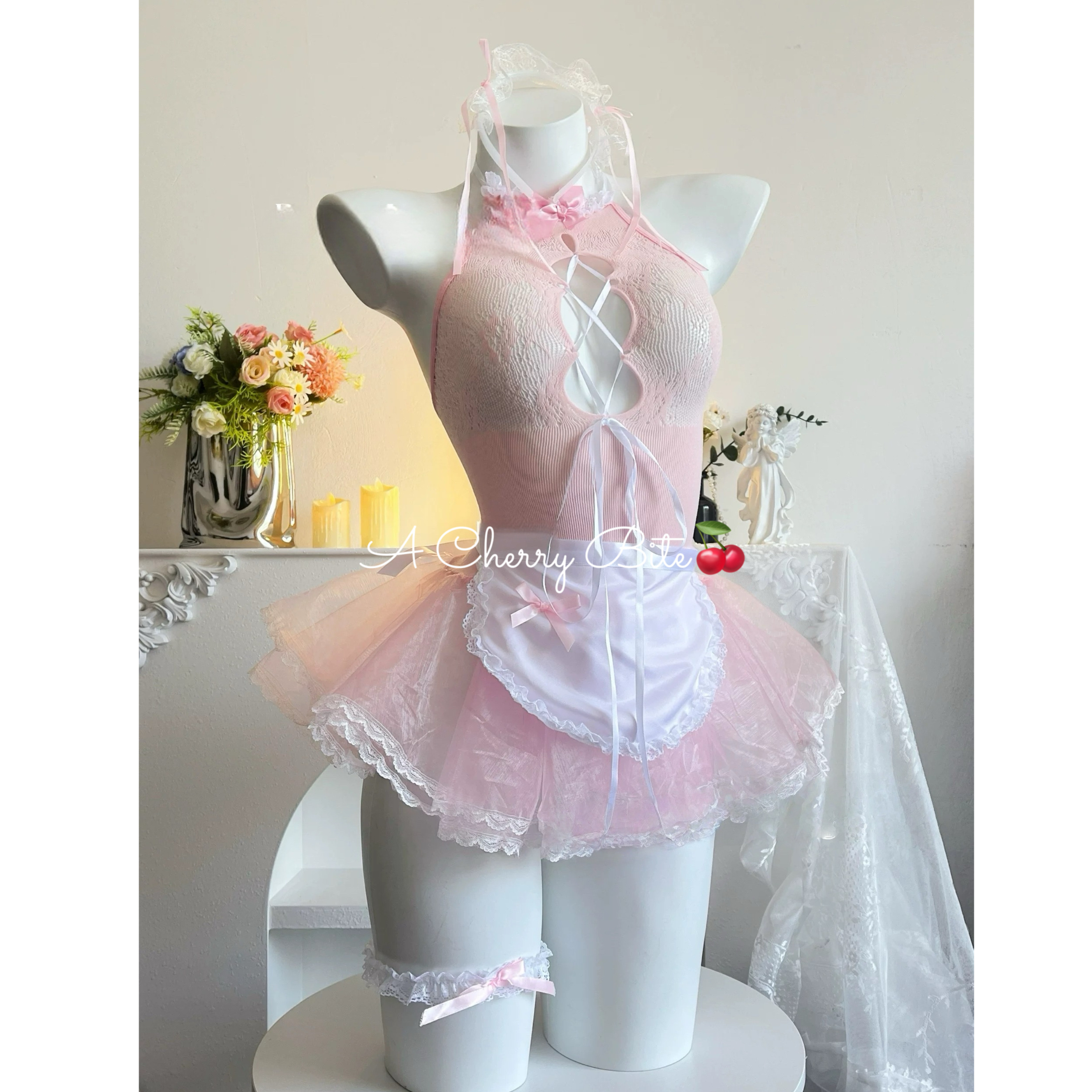 「邻家小女佣」性感纯欲风透视网文胸套装