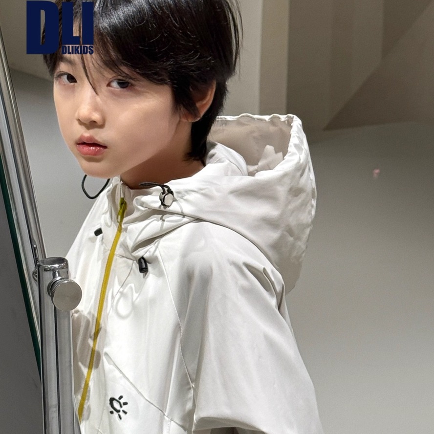 户外儿童冲锋衣防风防水外套