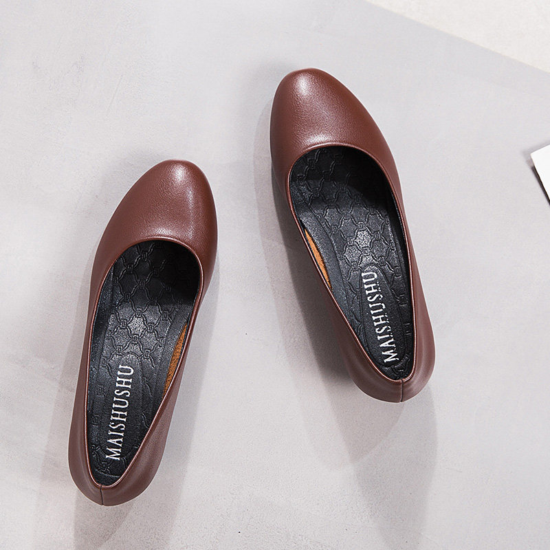 圆头粗跟软底通勤简约棕色浅口皮鞋女工作鞋低跟单鞋上班职业女鞋,女鞋,浅口单鞋,淘宝优惠券,粉丝福利购,淘宝优惠卷