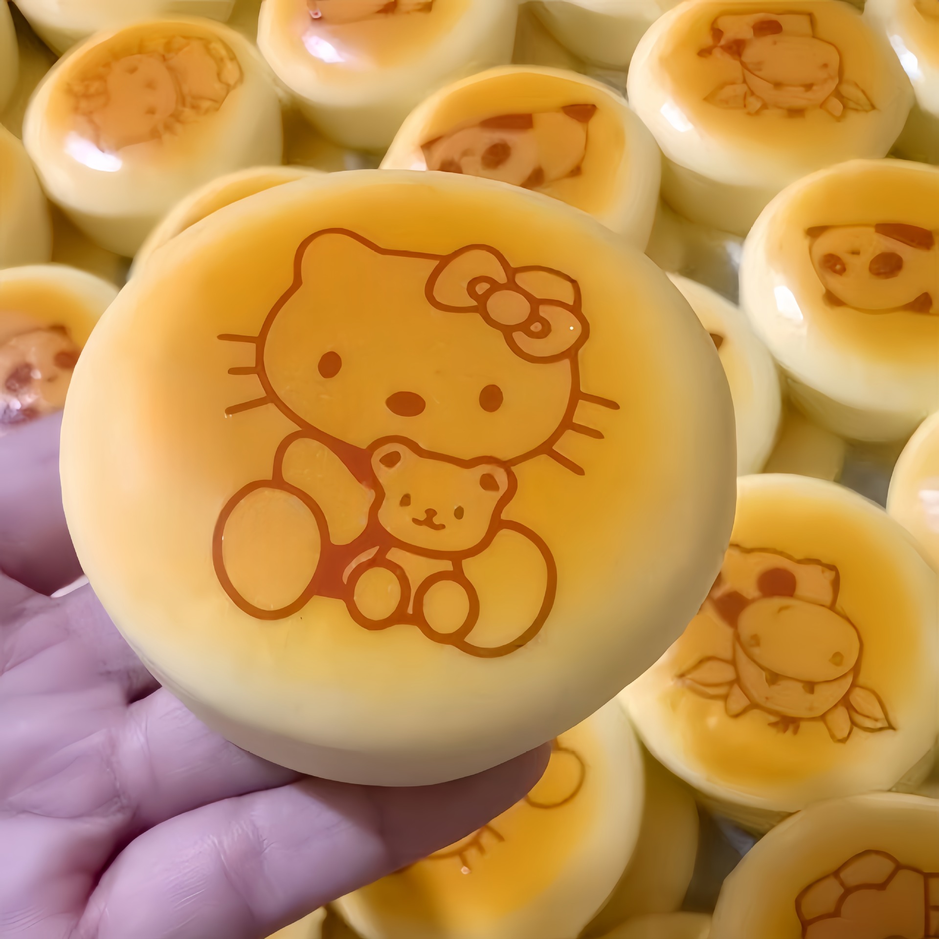 湿软手感软慢粘仿真猫咪面包慢回弹捏捏乐解减压模型道具一件代发