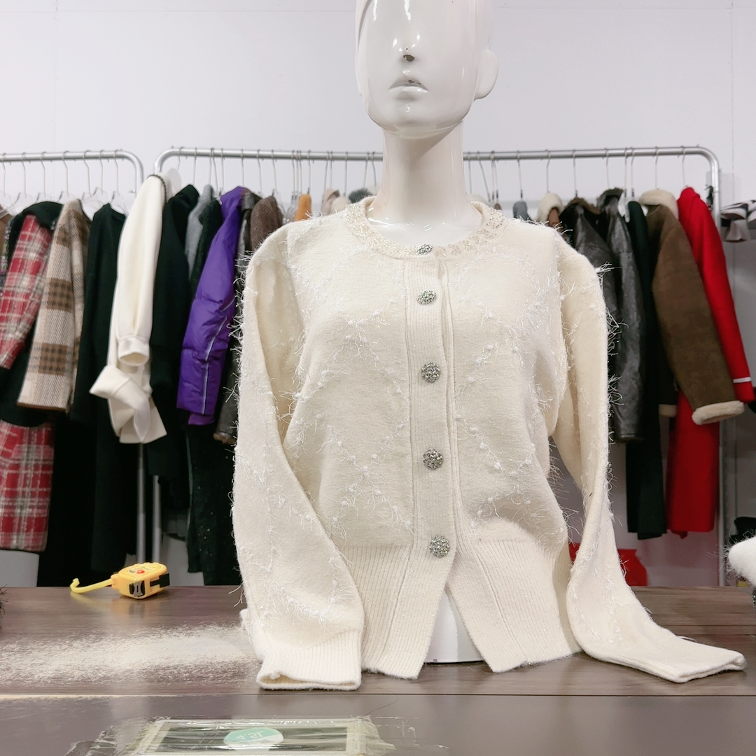 胸围104衣长56香家正单