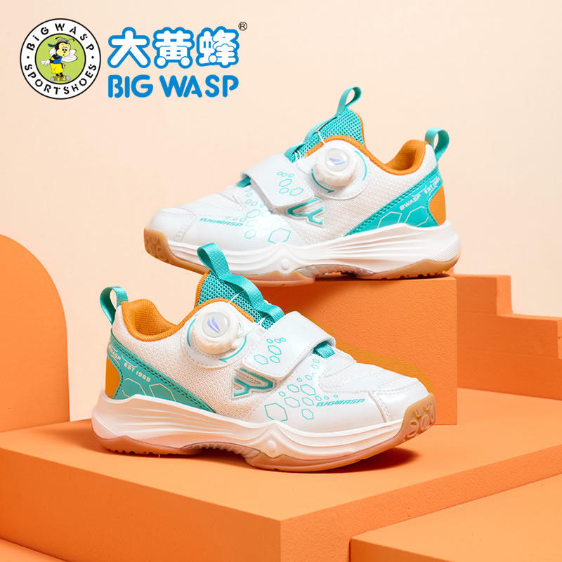 大黄蜂儿童羽毛球鞋缓震男童运动鞋春秋透气超轻小学生休闲跑步鞋