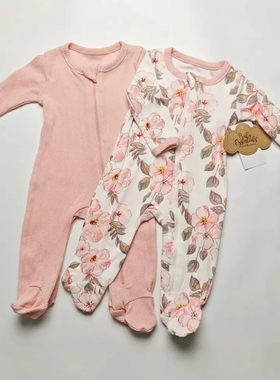 婴儿3件套袜子连体衣口水兜