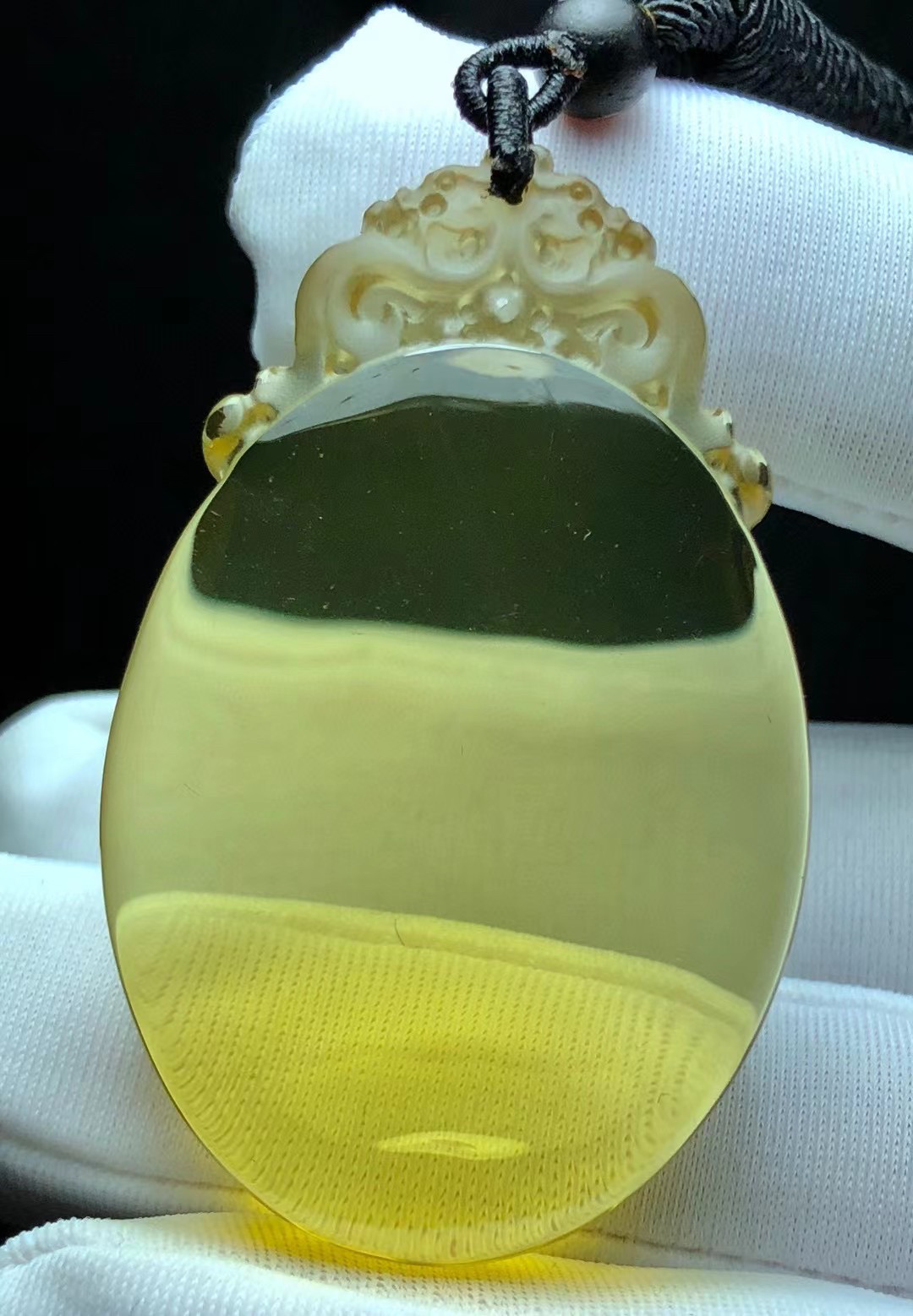 100%原矿天然绝美黄水晶吊坠 晶体通透颜色绝美梦幻黄水晶吊坠