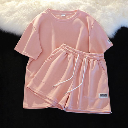 Summer Short-Sleeved Shorts Set, Two-Piece Casual Sports Suit for Women, Large Size, Loose Fit, Suitable for Outdoor Wear and Shopping, Makes You Look Whiter and Slimmer