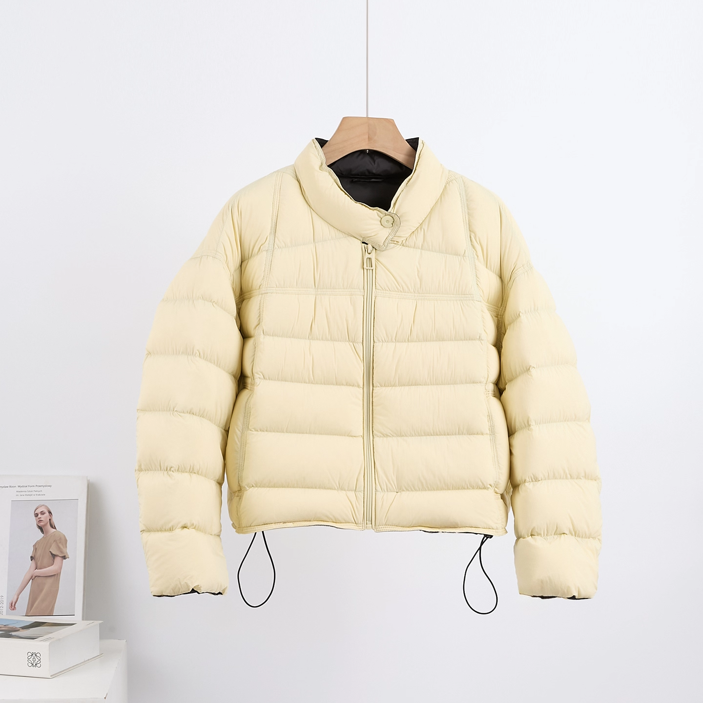 时尚立领轻羽绒服女短款修身显瘦