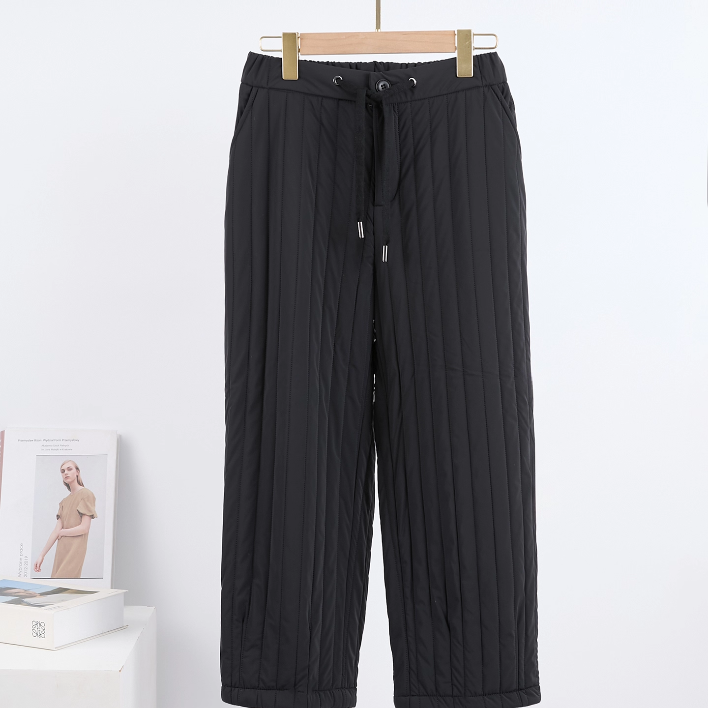 轻奢极简风压竖条纹直筒羊驼绒裤